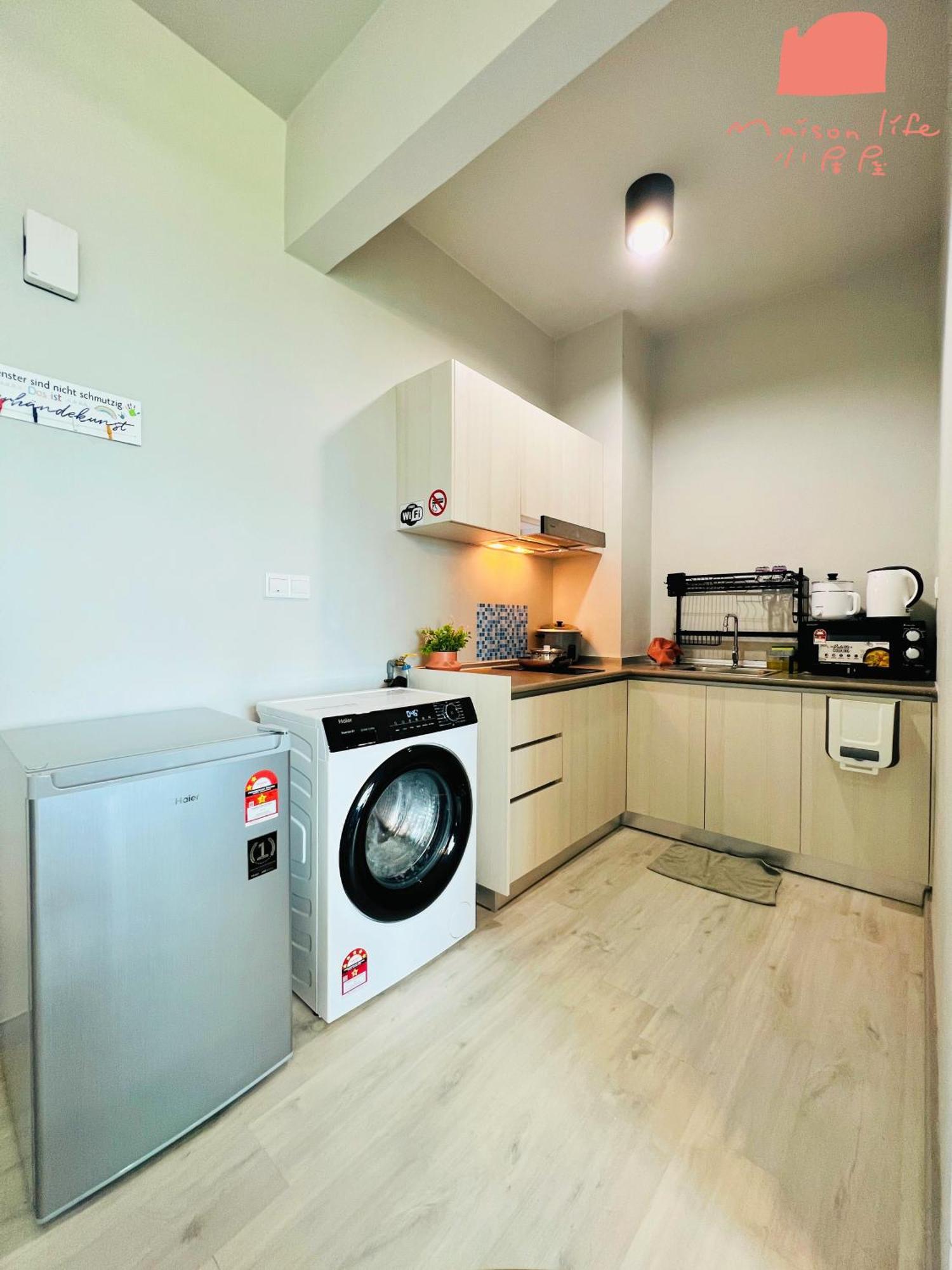 Maison Life 小居屋 Jesselton Quay Citypads Kota Kinabalu Eksteriør billede